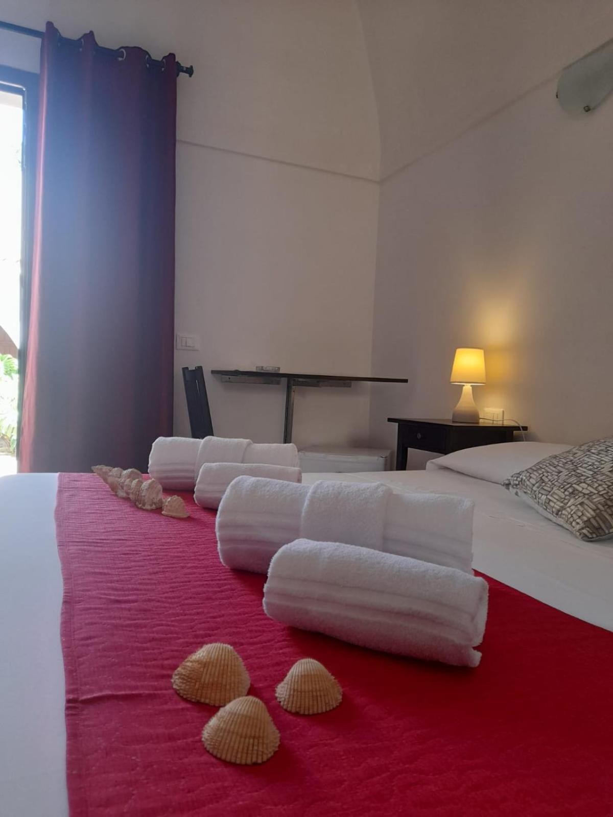 Ro.Ri. Rooms Сан-Вито-Ло-Капо Экстерьер фото
